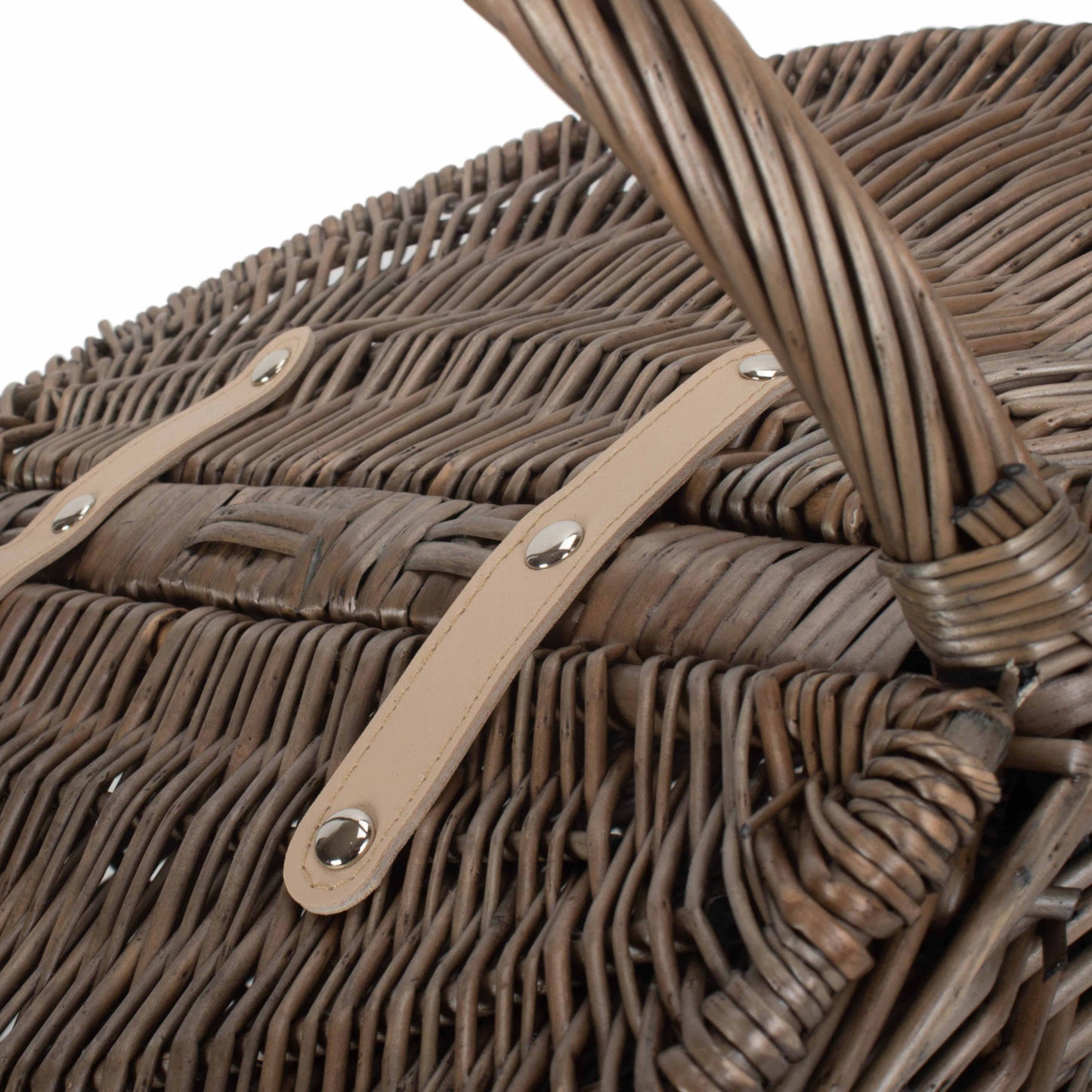 Antique Wash Finish Willow Oval Picnic Basket