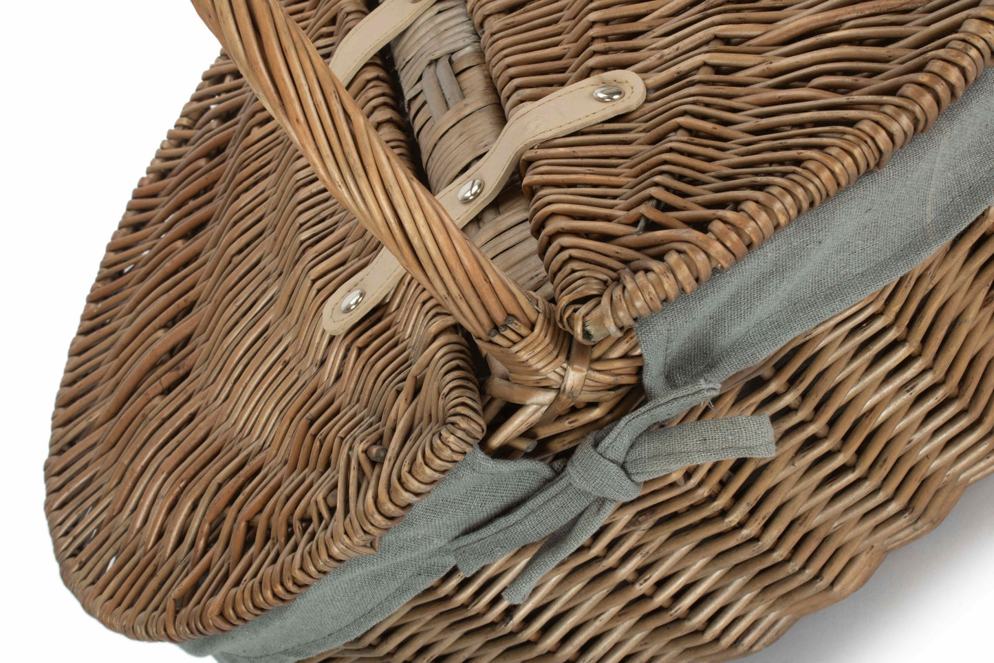 Antique Wash Willow Oval Picnic Basket with Sage Grey Lining