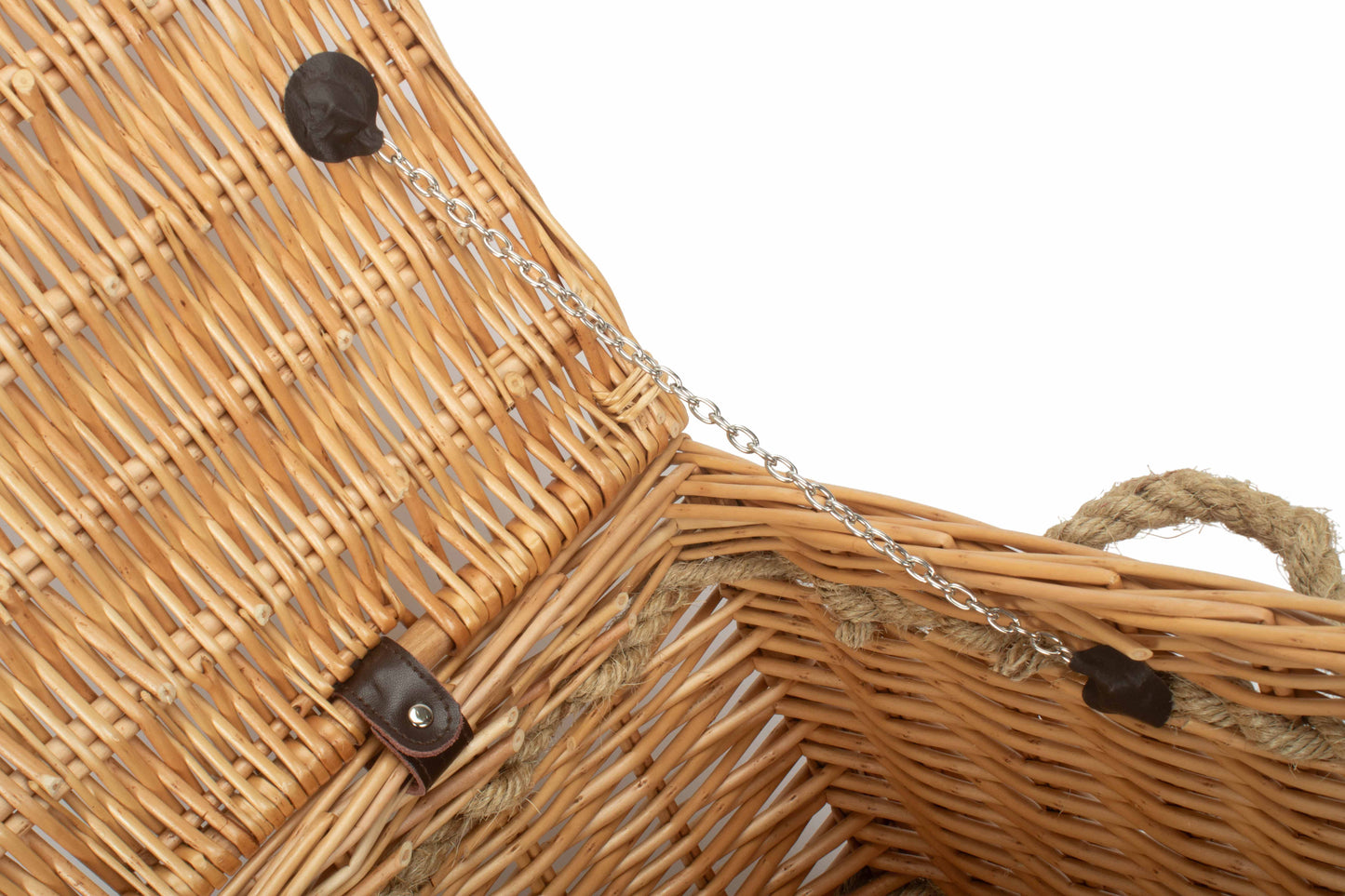 24 Inch Rope Handled Willow Hamper Trunk