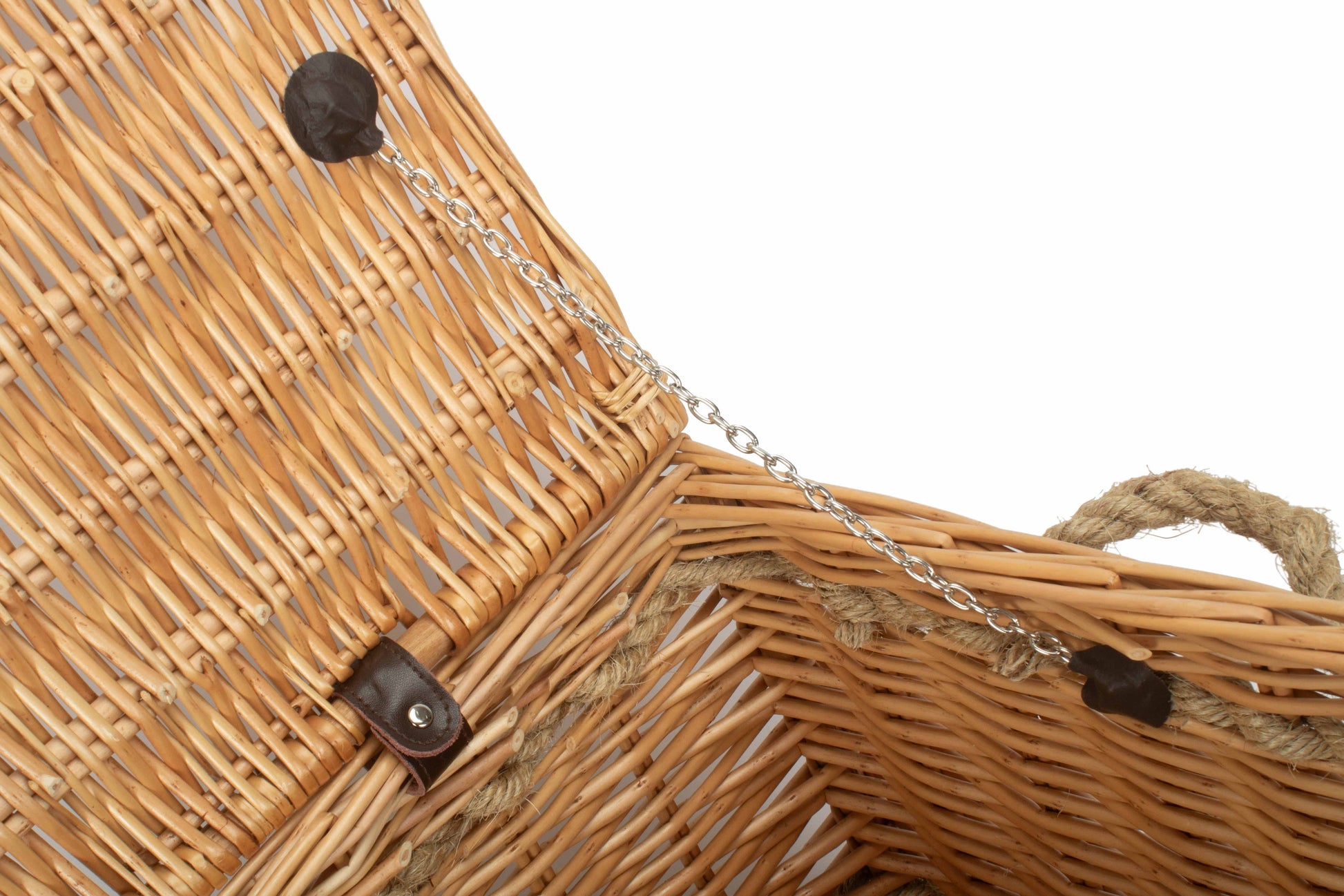 24 Inch Rope Handled Willow Hamper Trunk