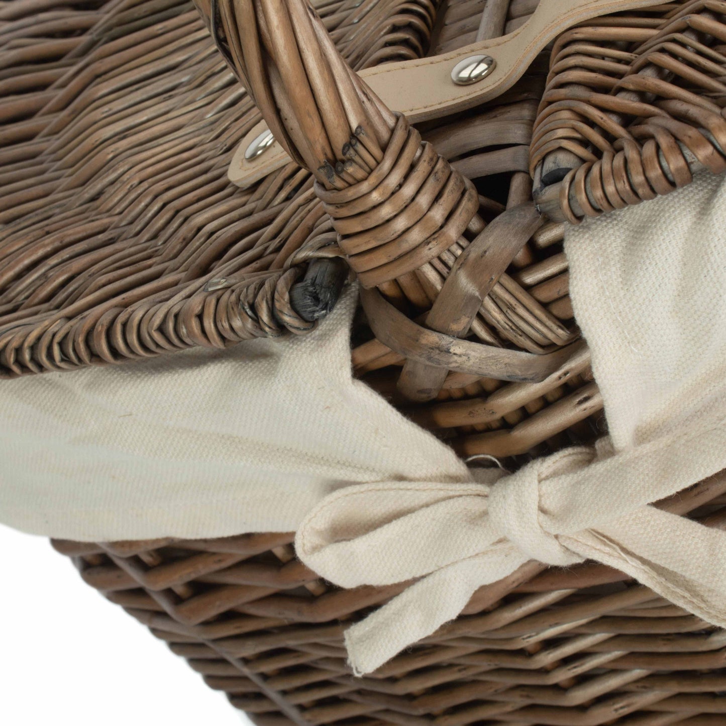 Deep Antique Wash Willow Oval Picnic Basket with White Lining