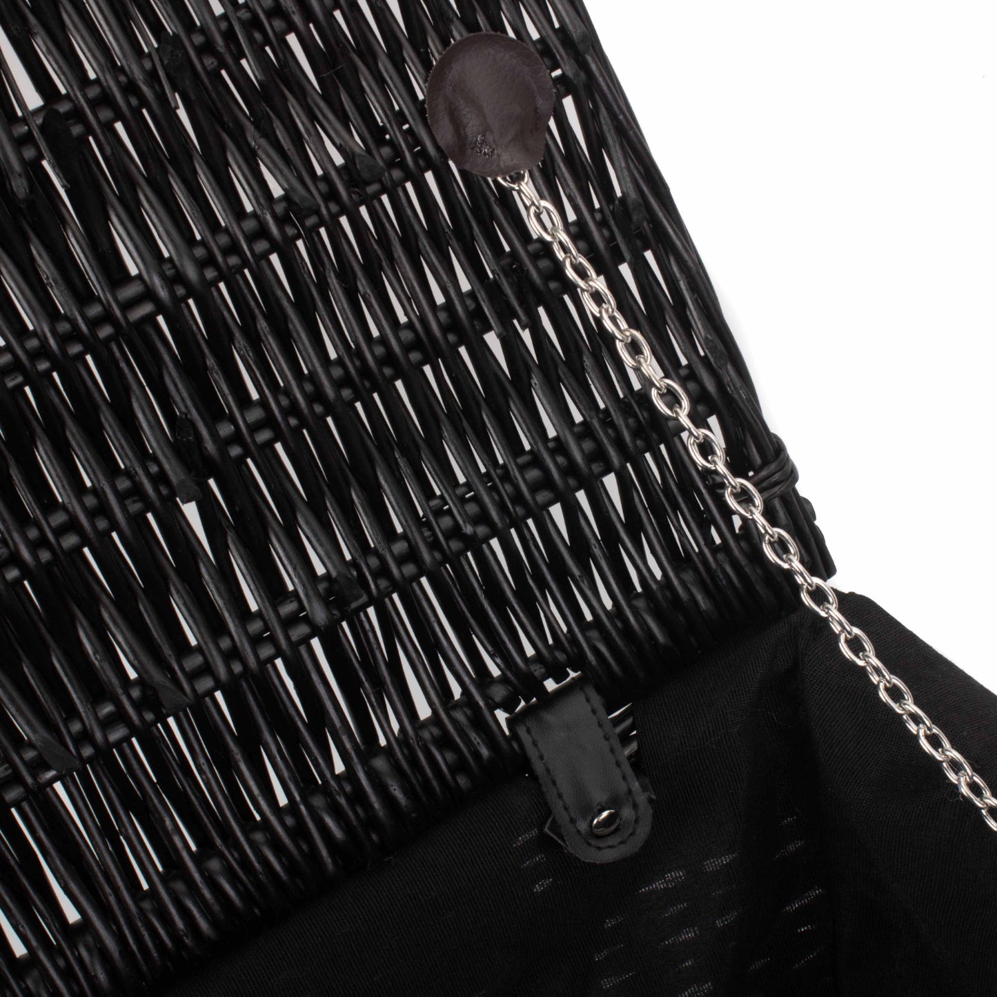20 Inch Black Willow Hamper with Black Lining