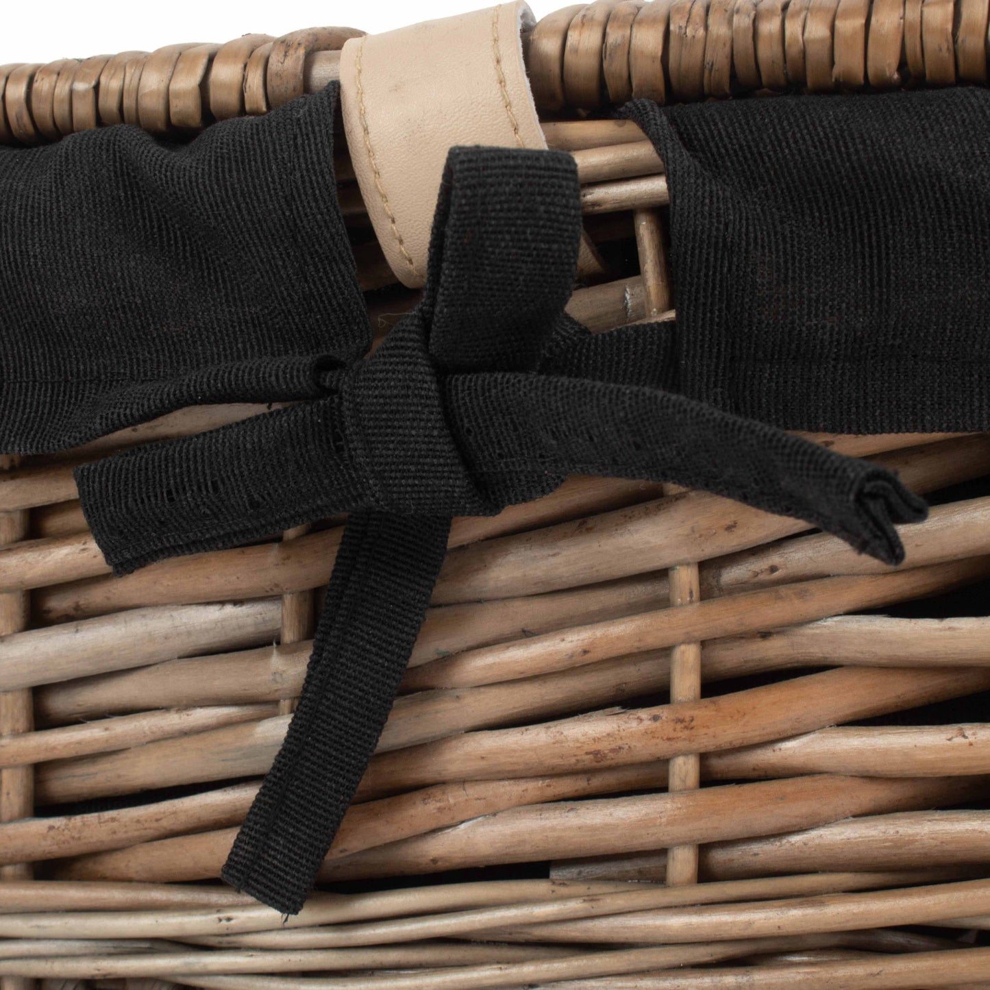 14 Inch Antique Wash Split Willow Hamper with Black Lining