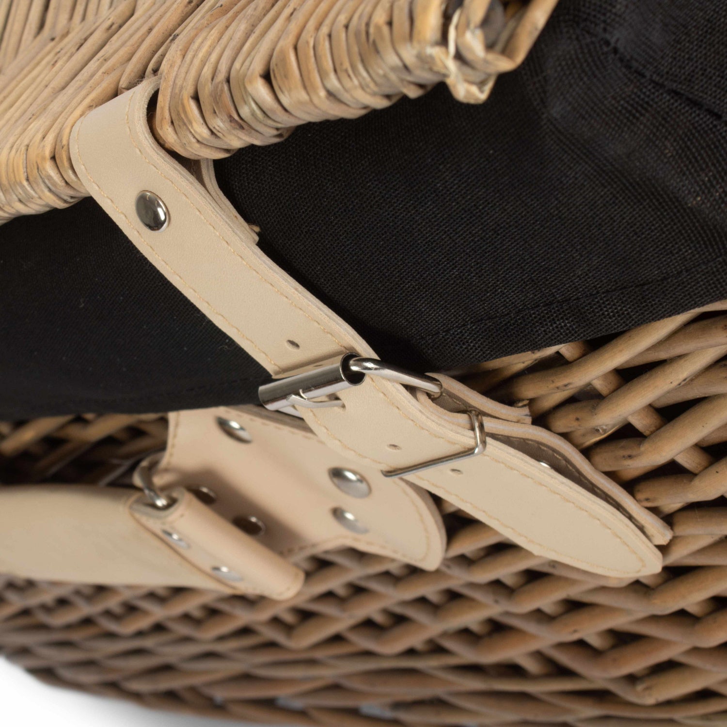 22 Inch Antique Wash Willow Hamper with Black Lining