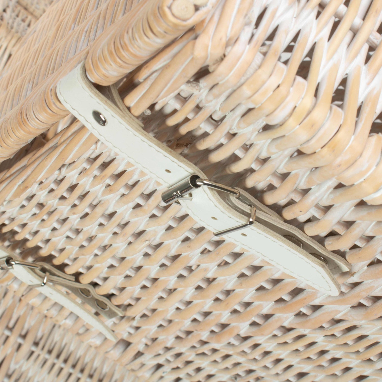 White Wash Willow Vintner Storage Hamper Set 2