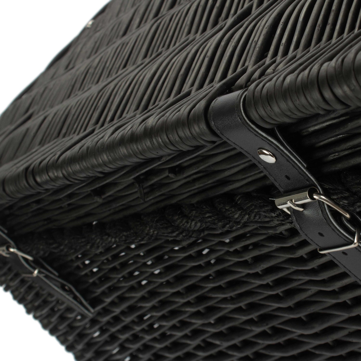 27 Inch Black Willow Rope Handled Hamper Trunk
