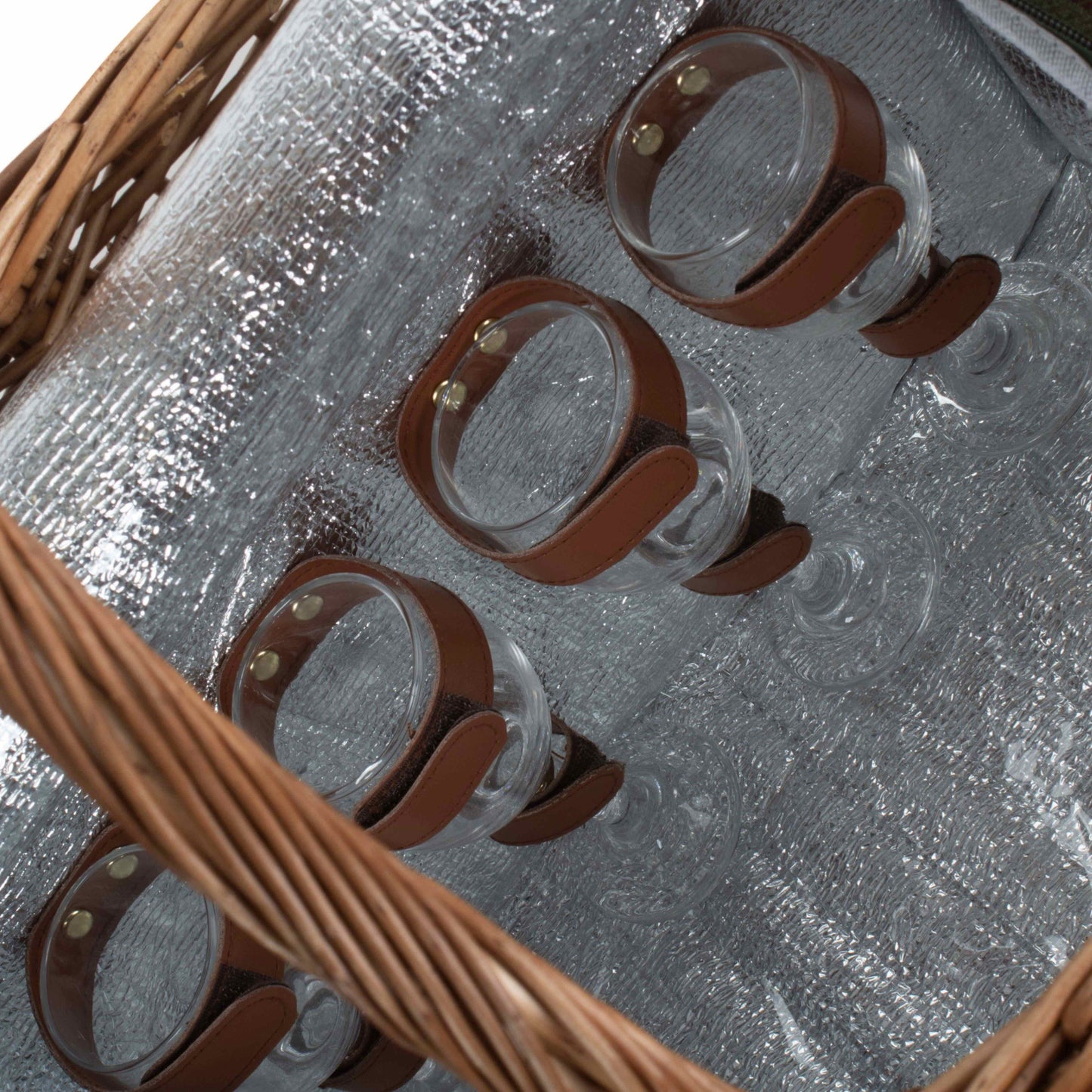 Elegant 4 Person Green Tweed Hamper