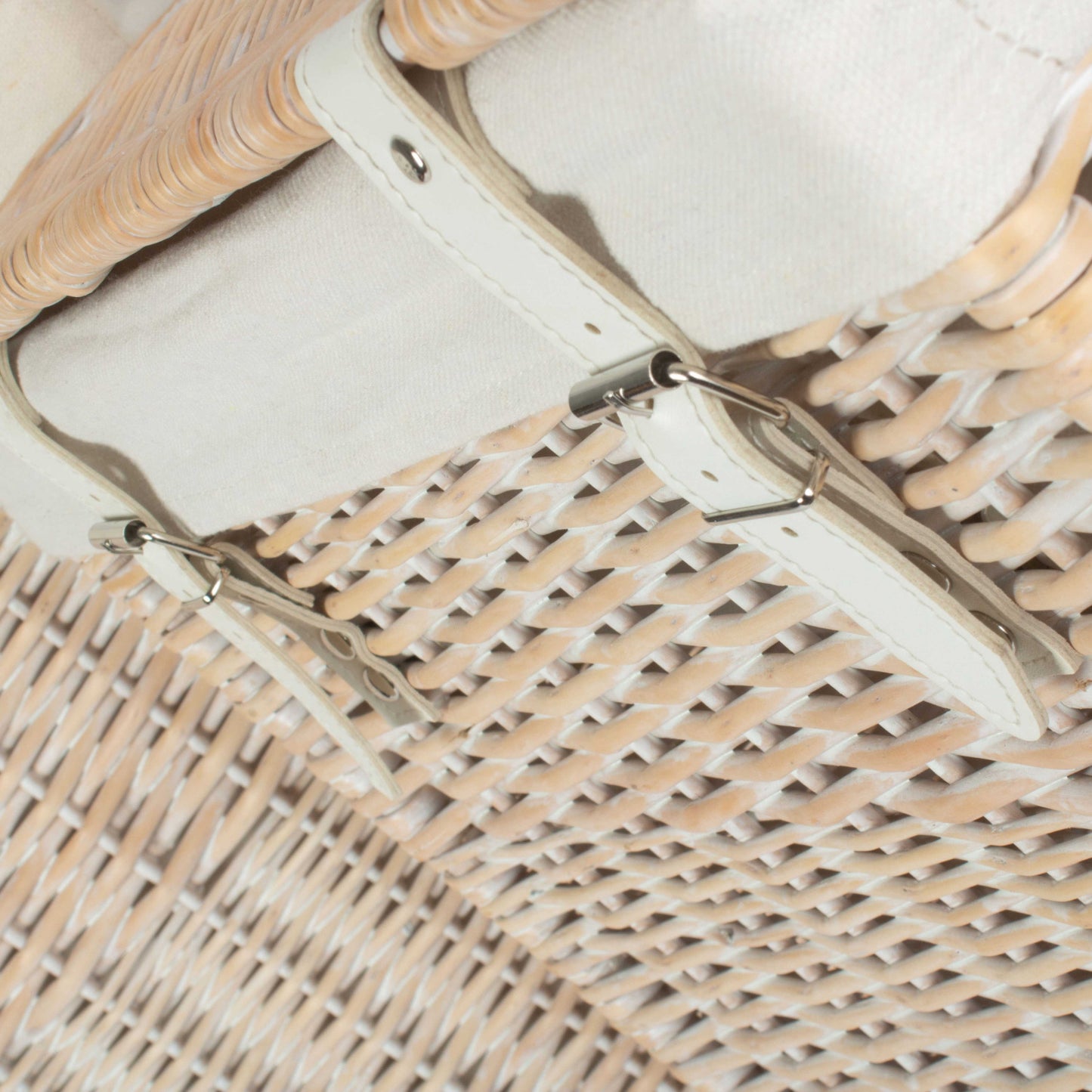 Boutique White Wash Willow Laundry Hamper with Lining Set 2