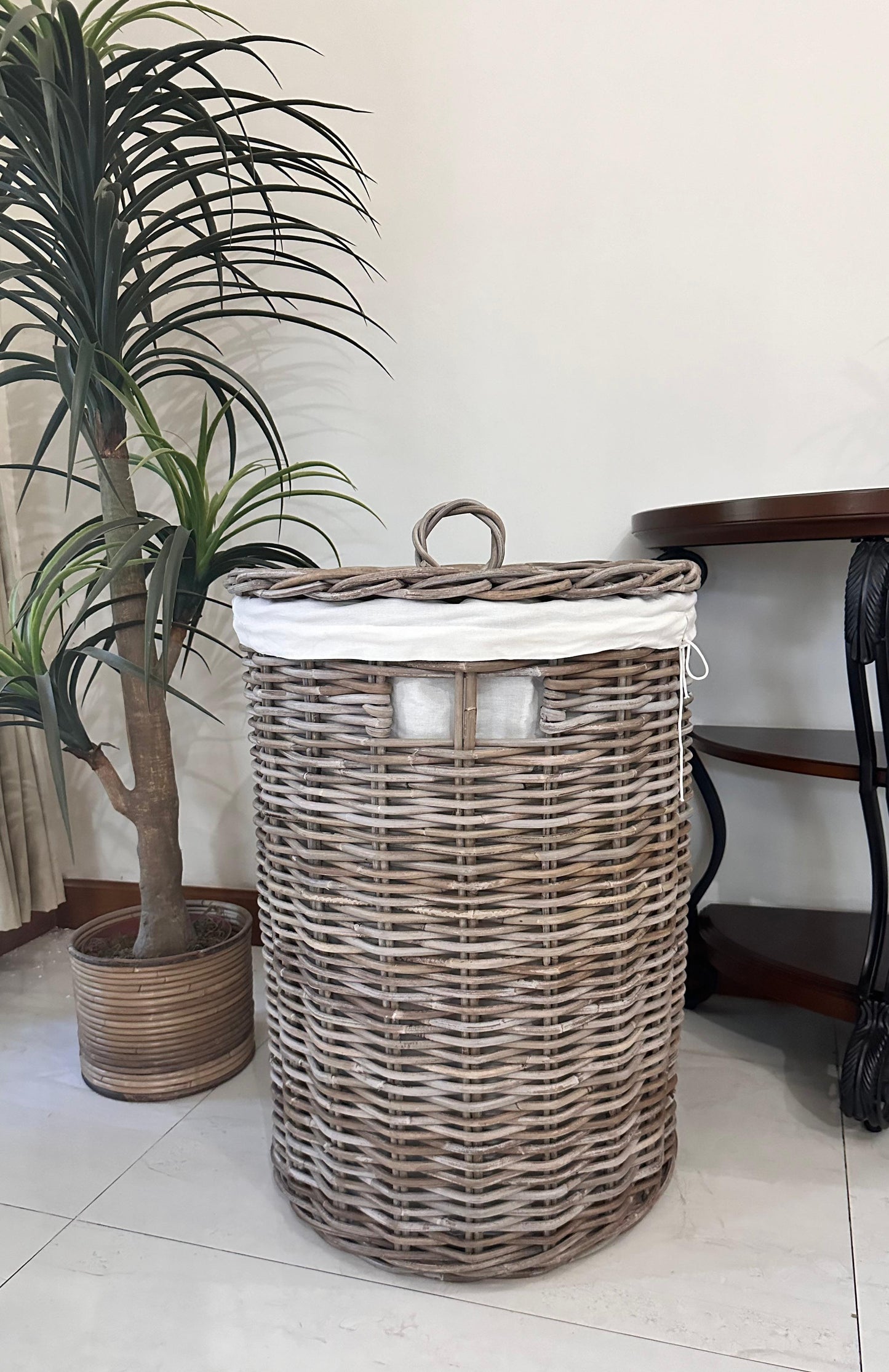 Wovenhill Round Kubu Rattan Laundry Baskets