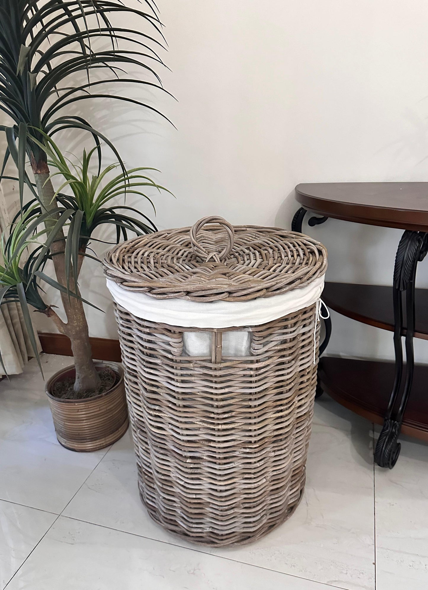 Wovenhill Round Kubu Rattan Laundry Baskets