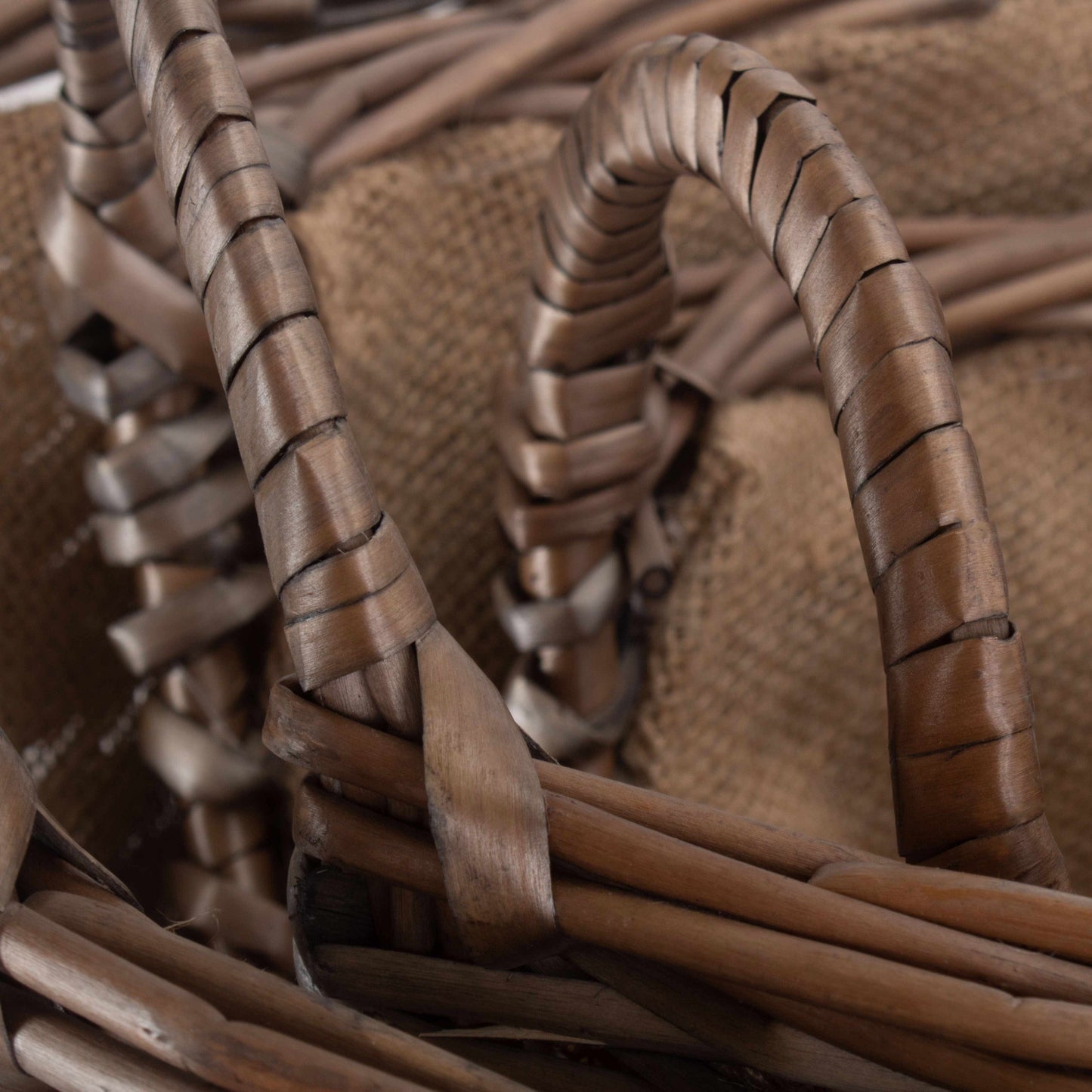 Scoop Neck Antique Wash Hessian Lined Basket Set 3