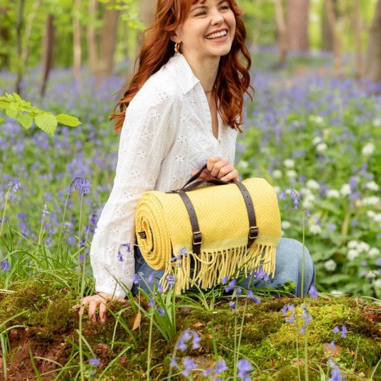 Waterproof Picnic Blanket: Buttercup & Primrose
