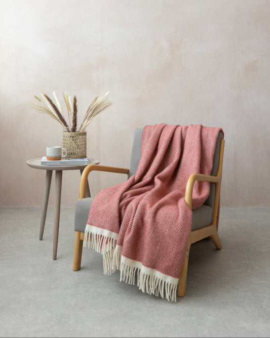 Clifton Herringbone Blanket: Rose