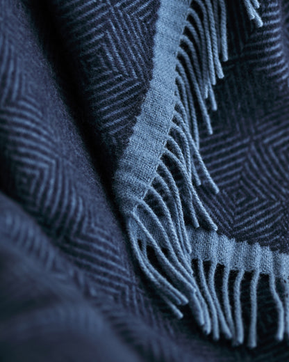 Wildweave Blanket: Midnight & Dusk