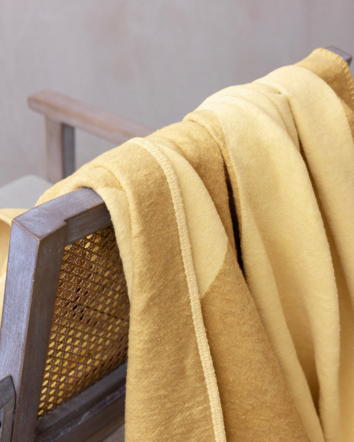Cloud Cotton Blanket: Tide in Butter