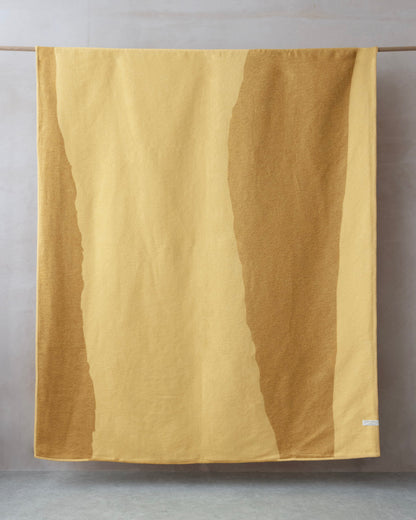 Cloud Cotton Blanket: Tide in Butter