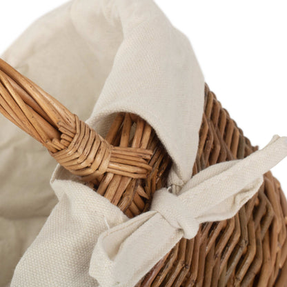 Child's Country Oval Shopper With White Lining
