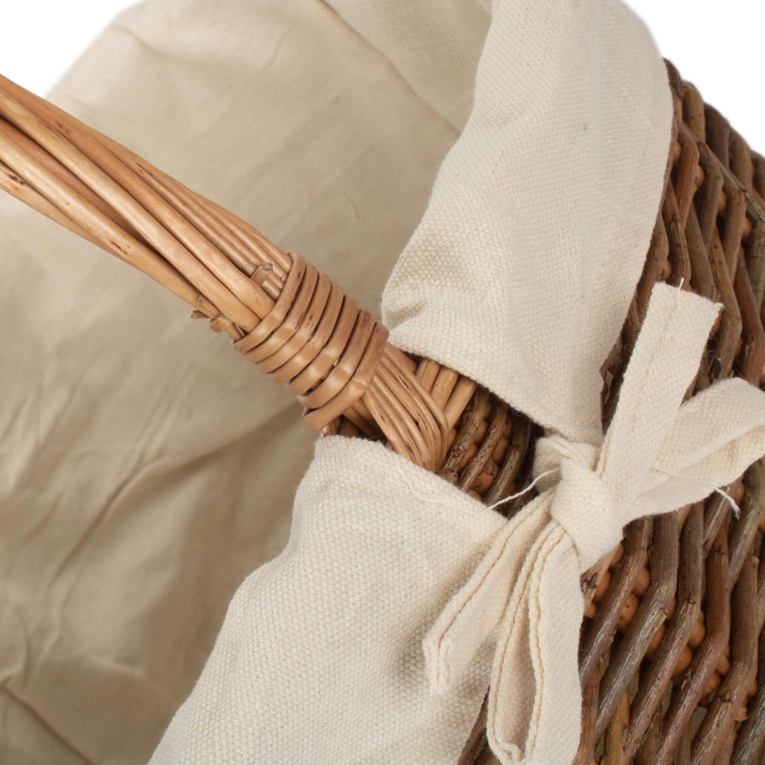 Country Oval Shopper With White Lining