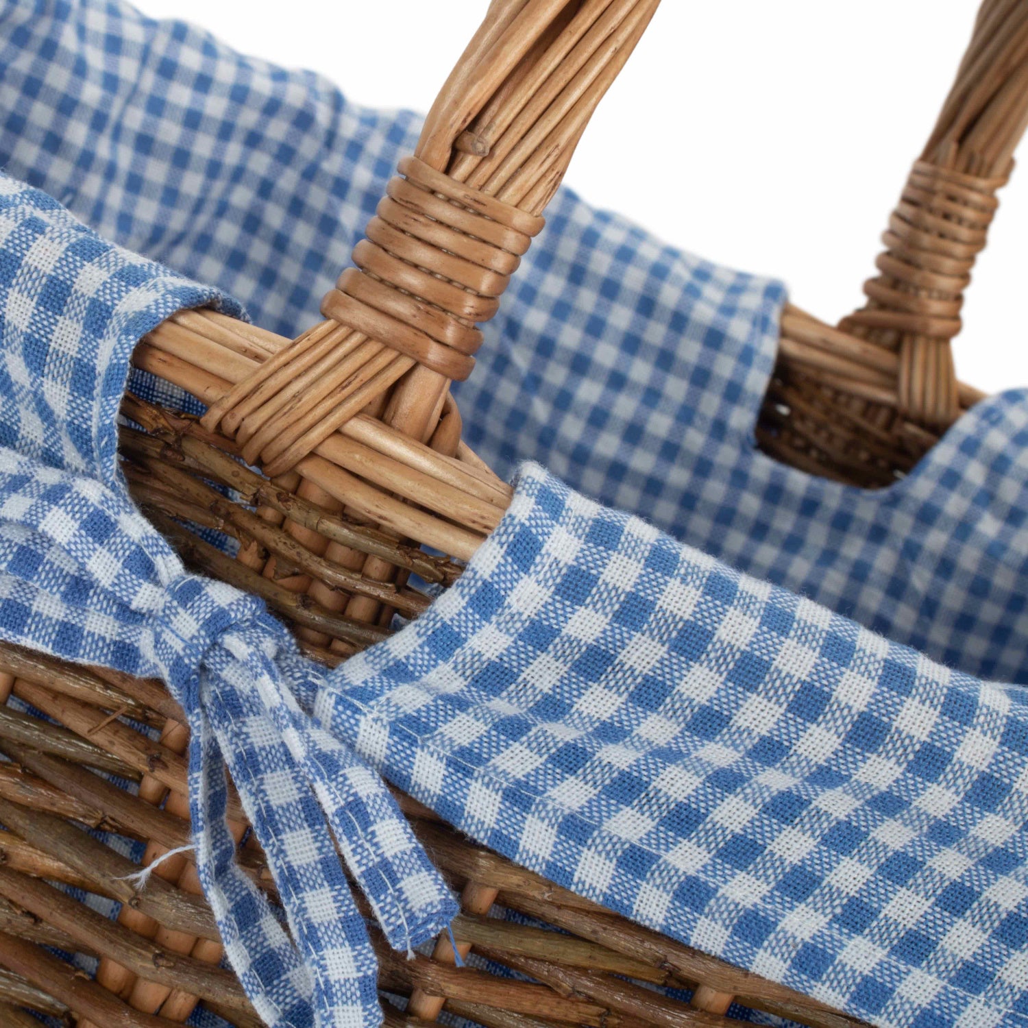 Country Oval Shopper With Blue & White Checked Lining