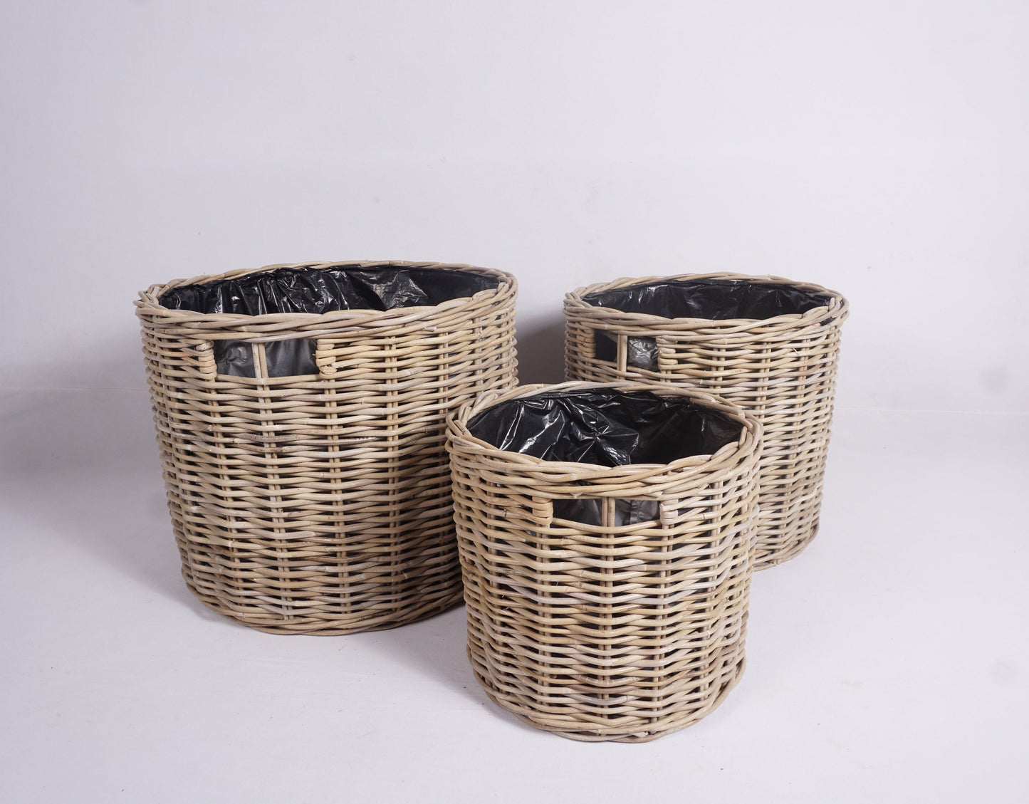 Wovenhill Cylindrical Garden Planter