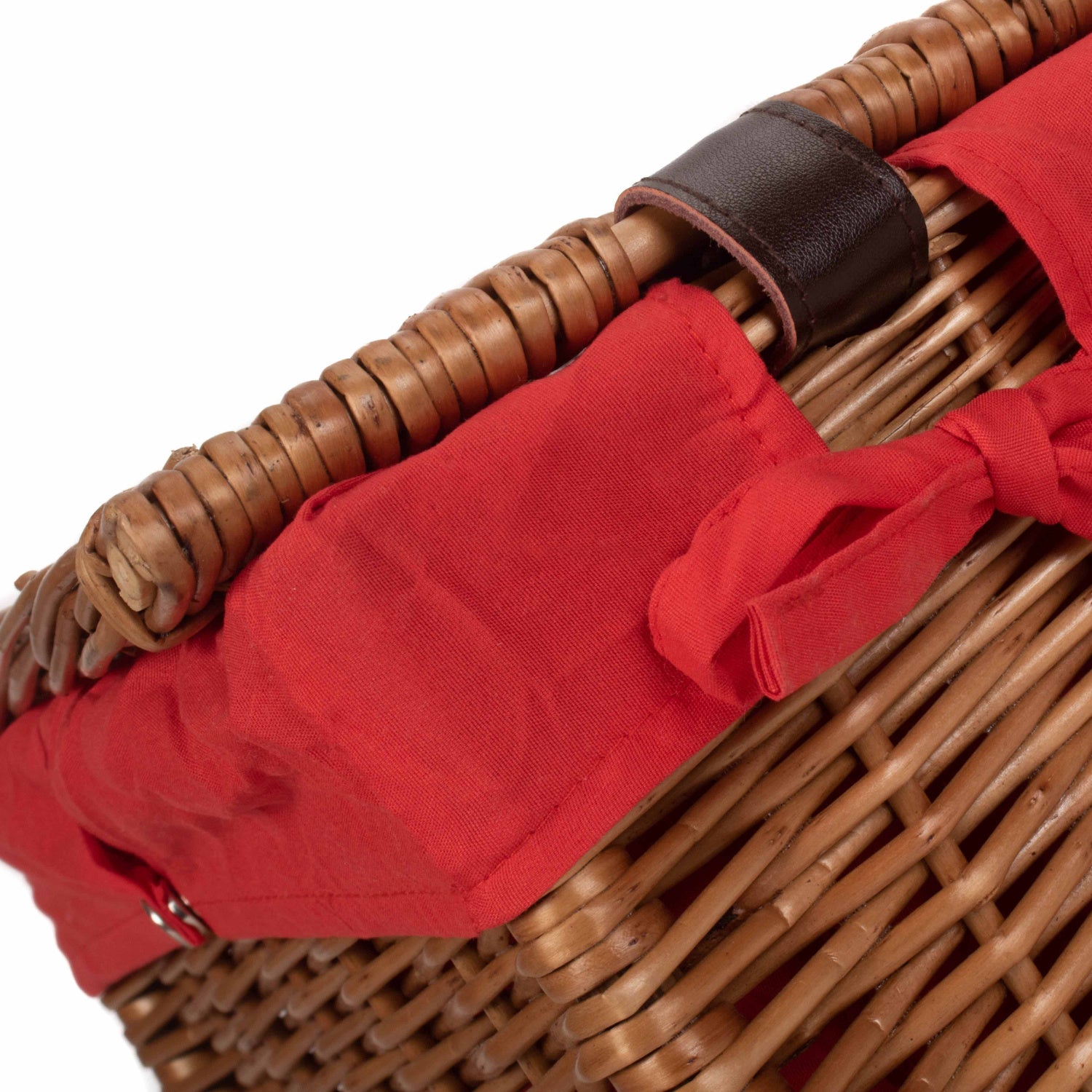 18 Inch Double Steamed Willow Hamper Trunk with Red Lining