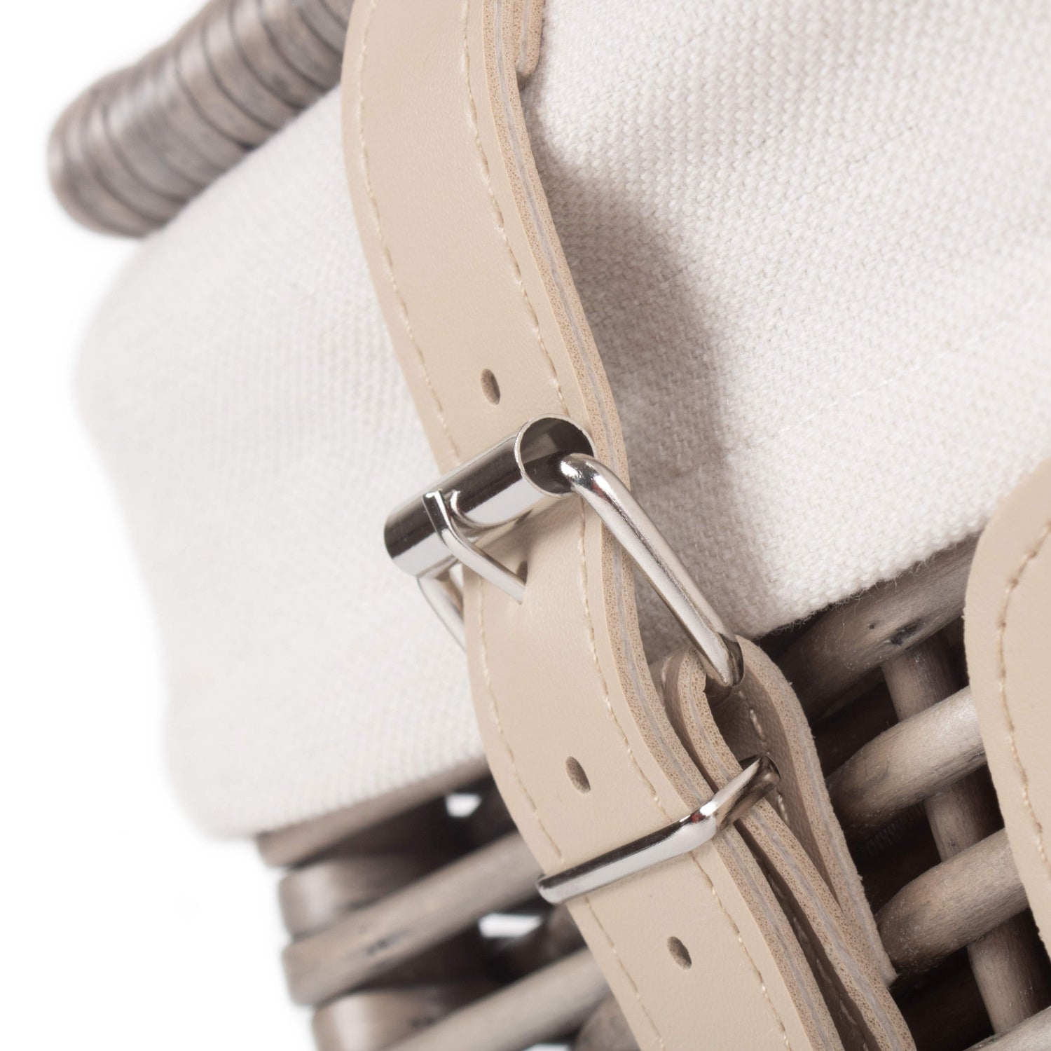 18 Inch Antique Wash Willow Hamper with White Lining