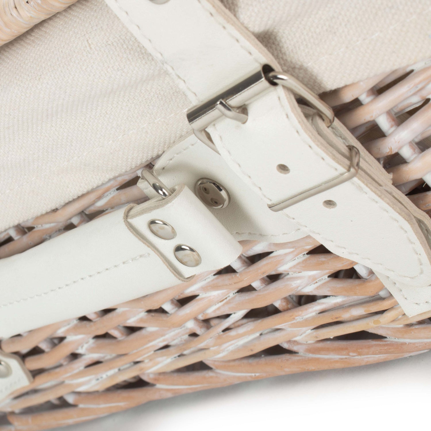 14 Inch White Wash Willow Hamper with White Lining