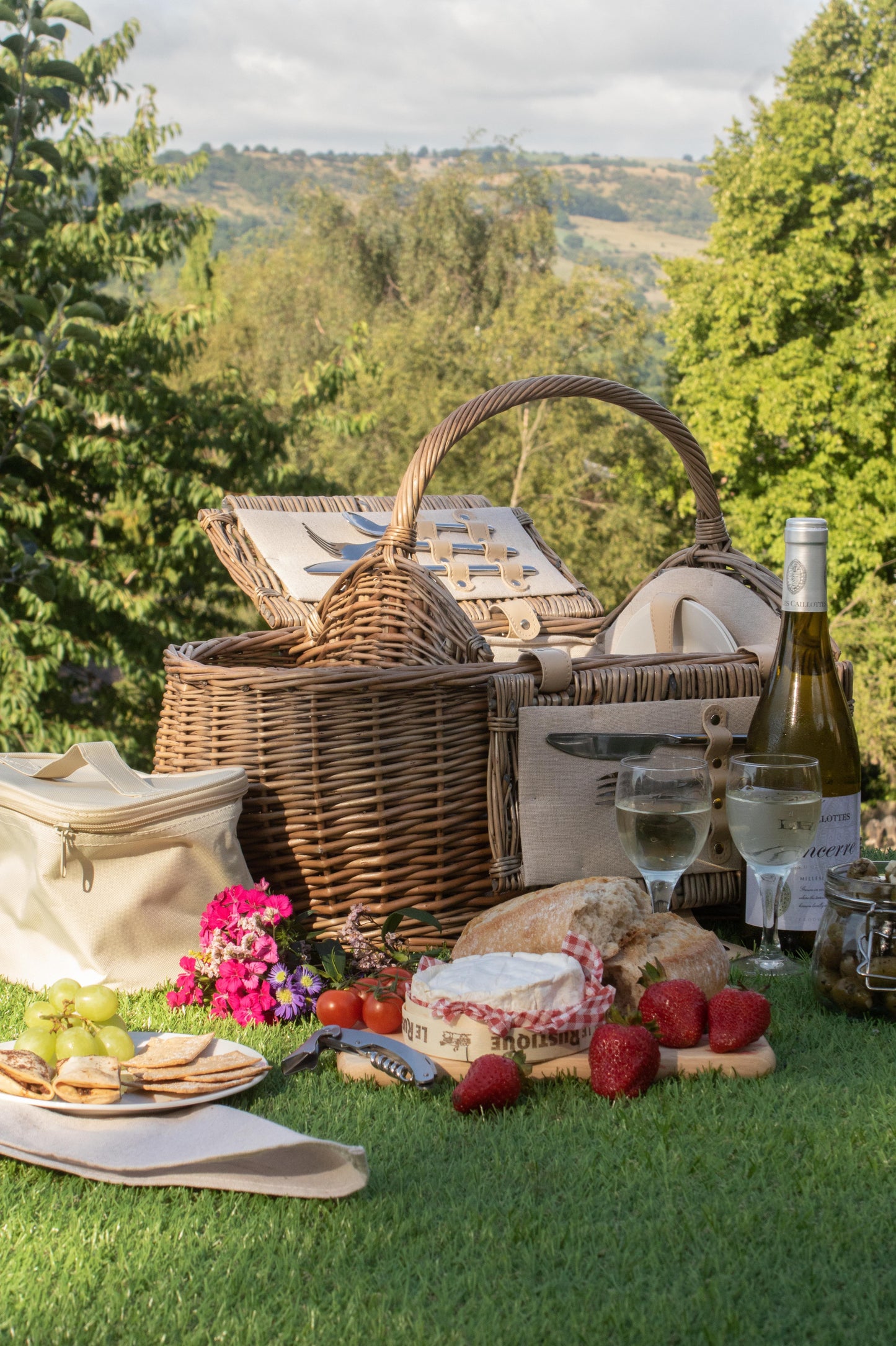 2 Person Boat Hamper