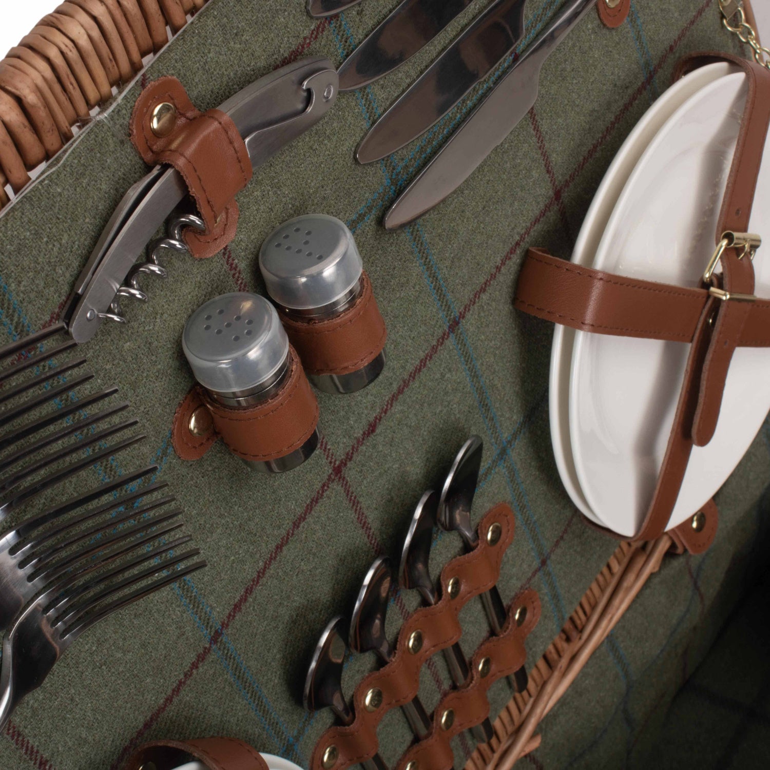 4 Person Green Tweed Hamper