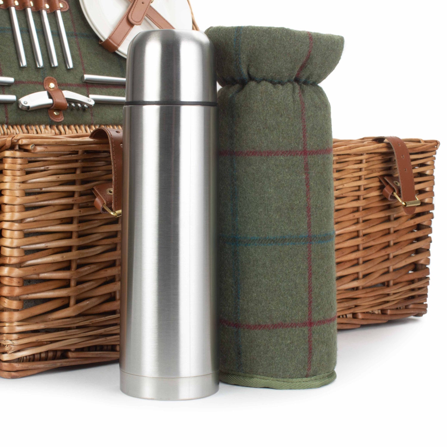 4 Person Deluxe Green Tweed Hamper