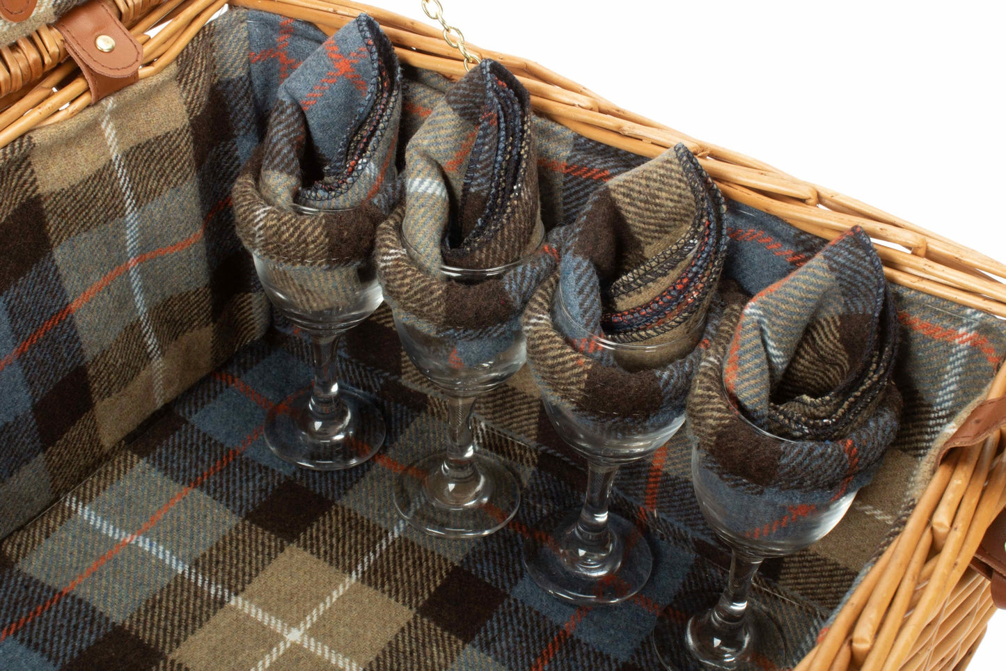 4 Person Deluxe Ravenstor Hamper