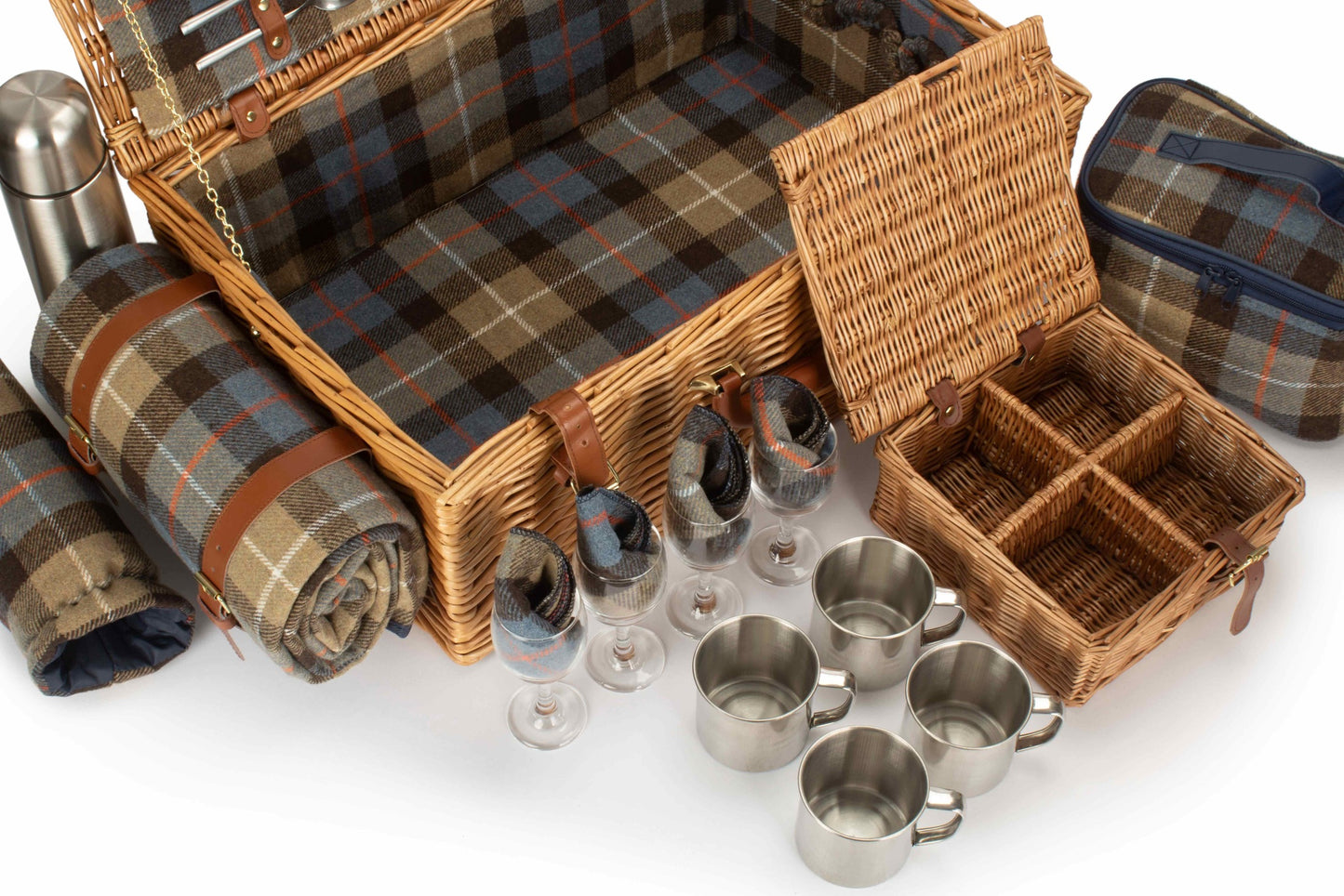 4 Person Deluxe Ravenstor Hamper