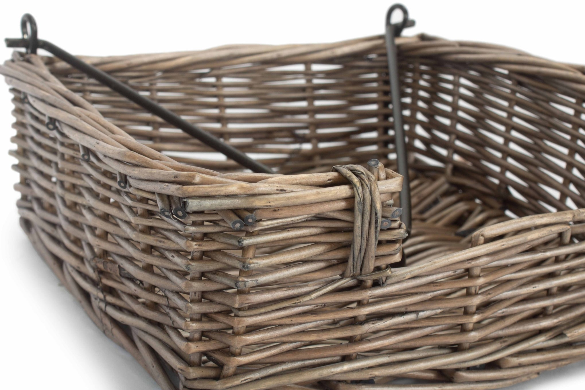 Antique Wash Willow Napkin Holder