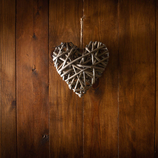 Full Antique Wash Willow Heart Wreath - Small