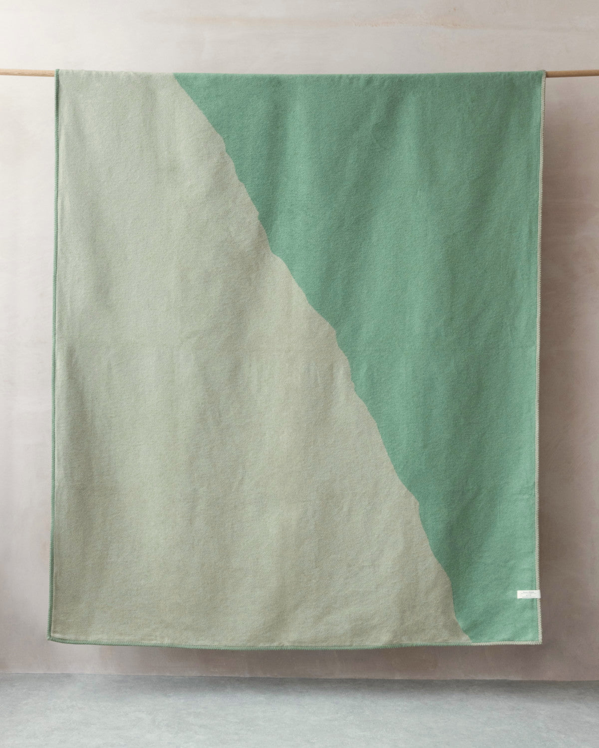 Cloud Cotton Blanket: Vale in Thyme