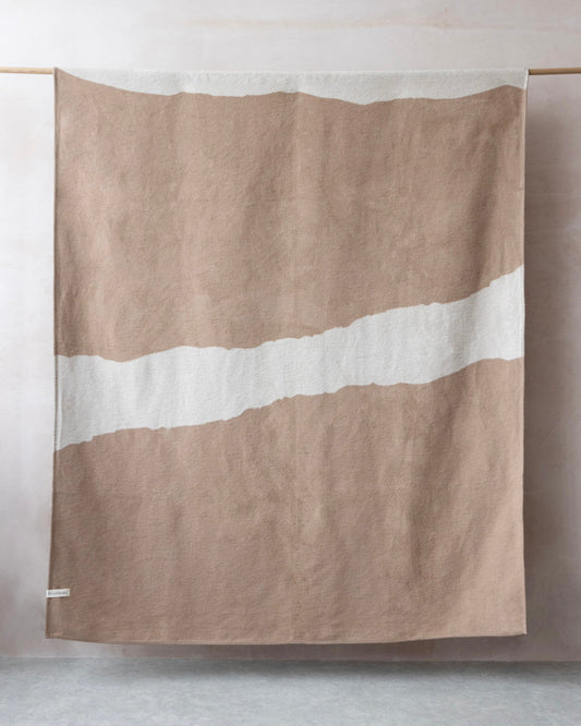 Cloud Cotton Blanket: Strata in Clay