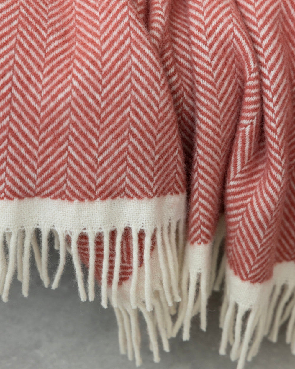 Clifton Herringbone Blanket: Rose