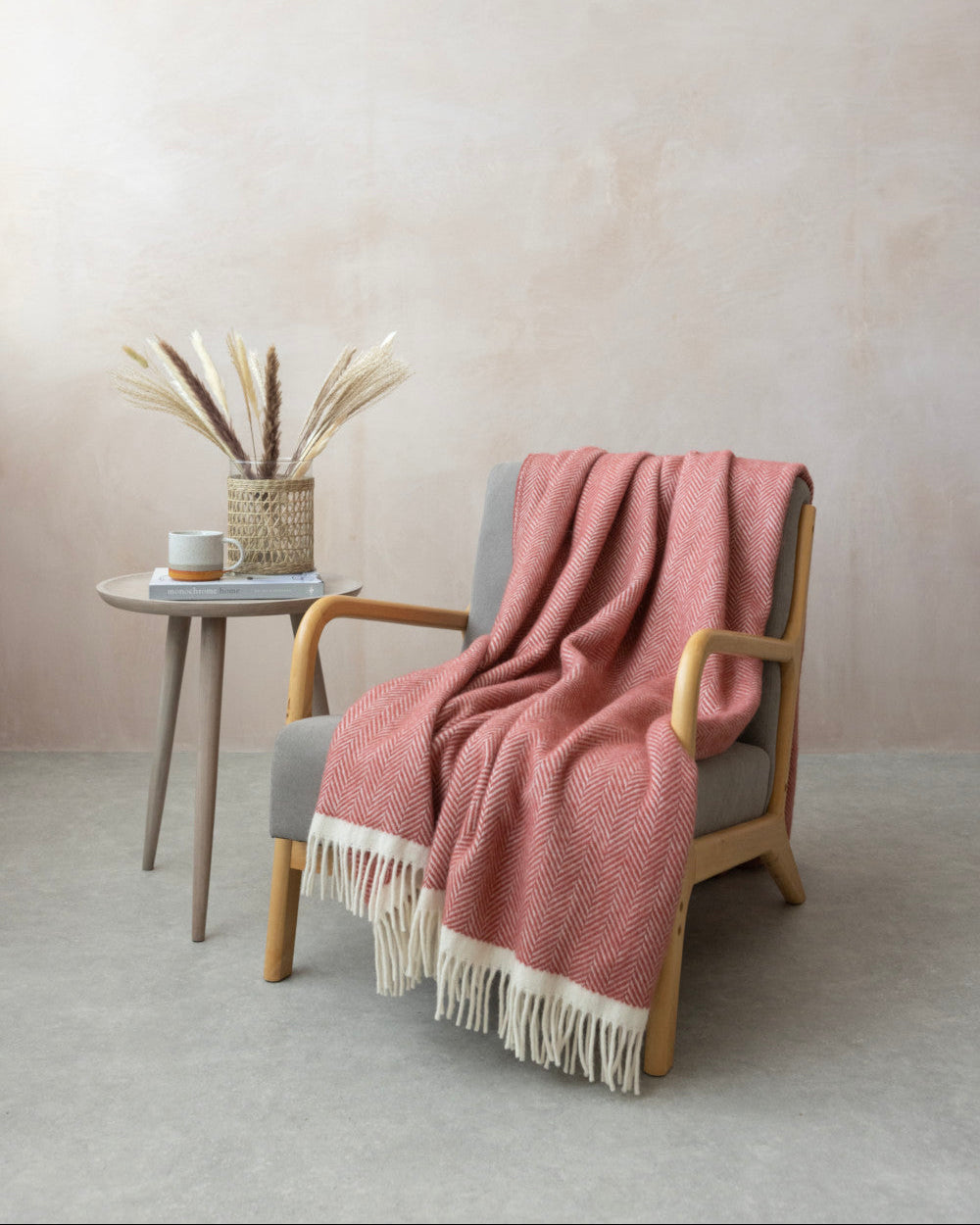 Clifton Herringbone Blanket: Rose